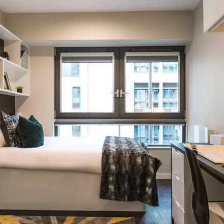 Rent this studio apartment on Chapter Old Street in 18-20 Paul Street, London