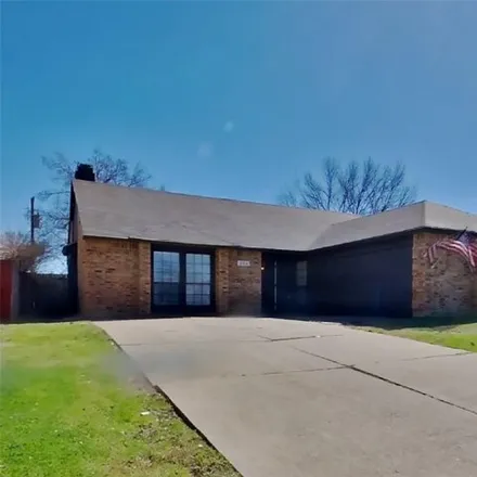 Rent this 3 bed house on 506 Ponderosa Drive in Forney, TX 75126