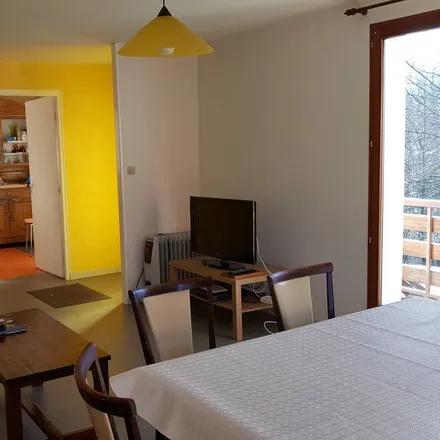 Rent this 3 bed house on 88290 Thiéfosse