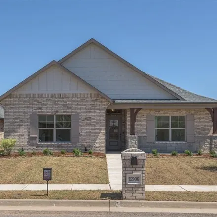 Buy this 3 bed house on 279 Southwest 169th Street in Oklahoma City, OK 73170