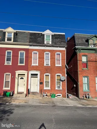 Buy this 5 bed townhouse on 301 North Newberry Street in York, PA 17401
