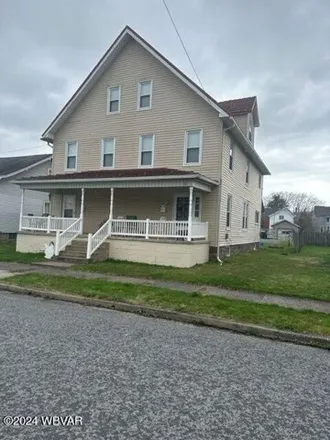 Image 2 - 545 Burke Street, Jersey Shore, Lycoming County, PA 17740, USA - House for sale