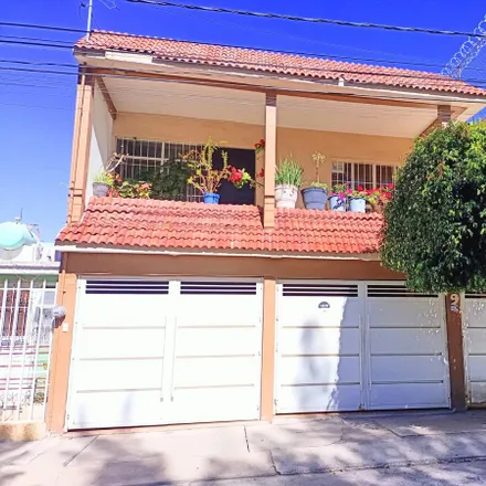 Buy this studio house on Escuela Secundaria Tecnica N20 in Calle Río Colorado, 20207 Aguascalientes