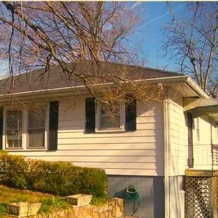 Buy this 3 bed house on 210 Wilson Street in Rossville, Walker County