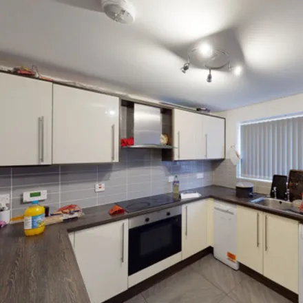 Rent this 4 bed townhouse on Kilbourn Street in Nottingham, NG3 1BS