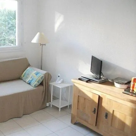 Image 2 - Parc de Cavalaire, 83240 Cavalaire-sur-Mer, France - Apartment for rent