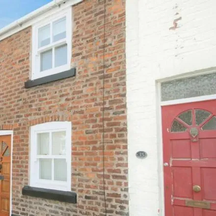 Rent this 2 bed townhouse on 2a-2c Overleigh Road in Chester, CH4 7HL