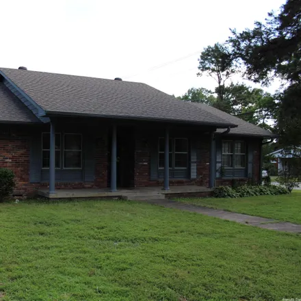 Buy this 4 bed house on 7518 Apache Road in Little Rock, AR 72205