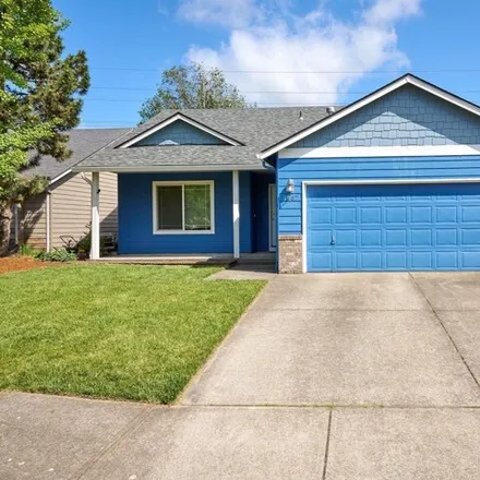 Buy this 3 bed house on 1467 Trent Avenue North in Keizer, OR 97303