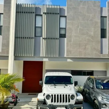 Buy this 3 bed house on Calle 8 in 77530 Cancún, ROO
