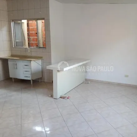Rent this 2 bed house on Rua São João in Centro, Diadema - SP