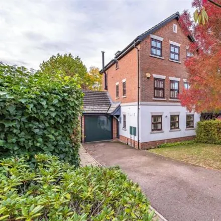 Buy this 4 bed house on Howard Place in Reigate, RH2 9NJ