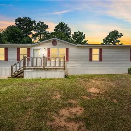 Buy this studio apartment on 100 Loveland Dr in Williamston, South Carolina