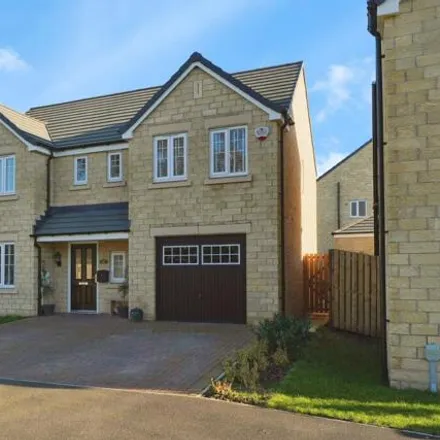 Buy this 5 bed house on Doncaster Golf Club in Sceptre Avenue, Doncaster