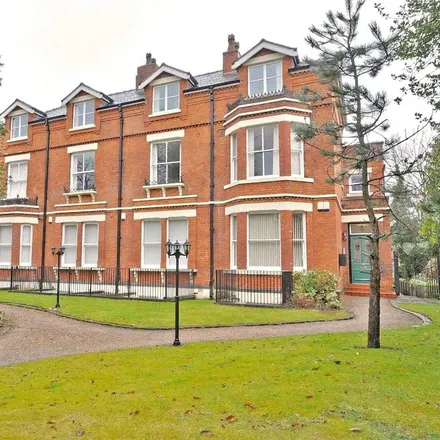Rent this 2 bed apartment on Co-op Food in Heaton Moor Road, Cheadle