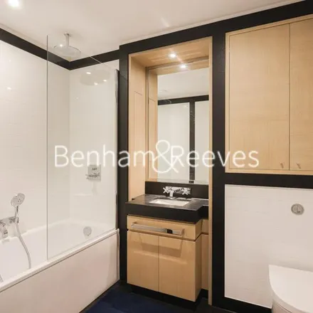 Image 4 - Legacy Buildings, Ace Way, Nine Elms, London, SW11 7BE, United Kingdom - Apartment for rent