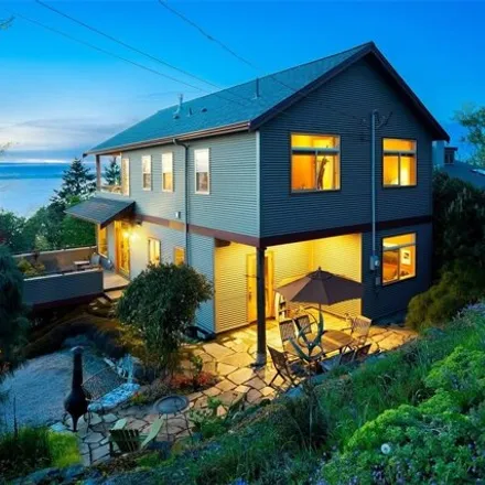 Image 1 - Bellingham Bay, South State Street, Bellingham, WA 98225, USA - House for sale