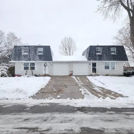 Image 1 - 484 Rutgers Street, Green Bay, WI 54303, USA - Townhouse for sale
