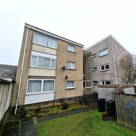 Rent this 2 bed apartment on Ivanhoe in East Kilbride, G74 3NZ
