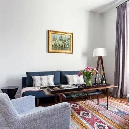 Rent this 2 bed room on 27 Holland Park Gardens in London, W14 8EA