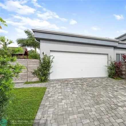 Image 2 - 1501 Ne 15th St, Fort Lauderdale, Florida, 33304 - House for sale