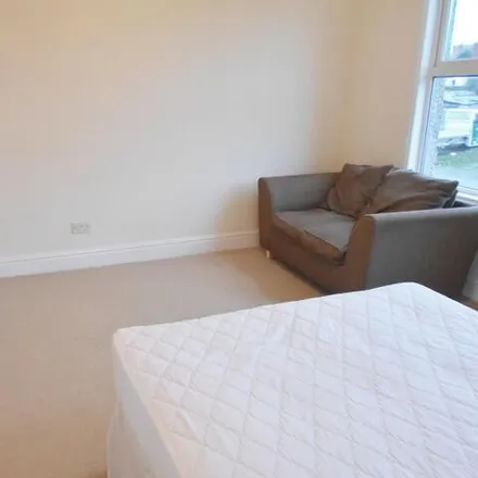 Image 6 - 55 Kirby Road, Coventry, CV5 6JL, United Kingdom - Apartment for rent