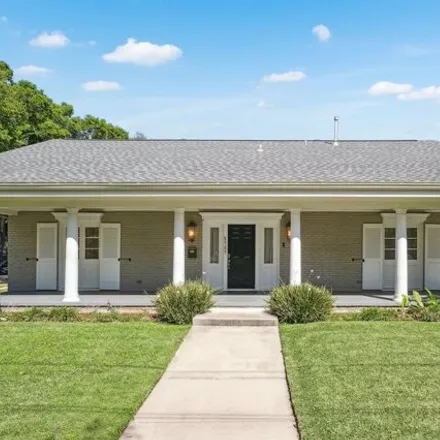 Buy this 4 bed house on 5727 Fleur de Lis Drive in Lakeview, New Orleans