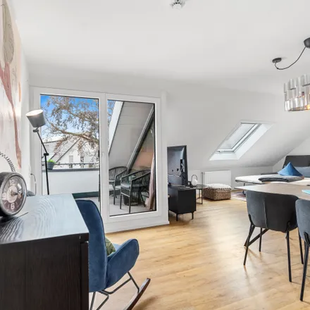 Rent this 2 bed apartment on Kirchstraße 3 in 88085 Langenargen, Germany