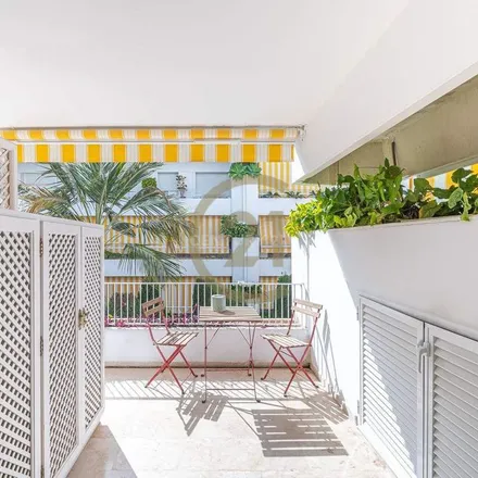 Image 5 - Calle Cerro Andevado, 29660 Marbella, Spain - Apartment for rent