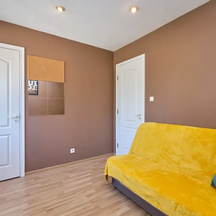 Rent this 5 bed apartment on Tunelowa 10 in 52-130 Wrocław, Poland