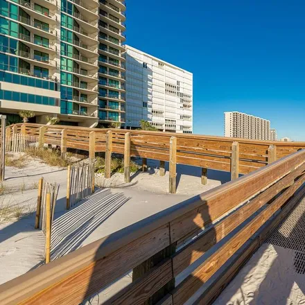 Rent this 3 bed condo on Orange Beach