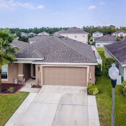 Rent this 4 bed house on 10513 Bull Grass Dr in Orange County, FL 32825