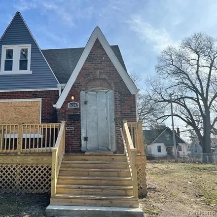 Buy this 3 bed house on 16242 Lilac St in Detroit, Michigan
