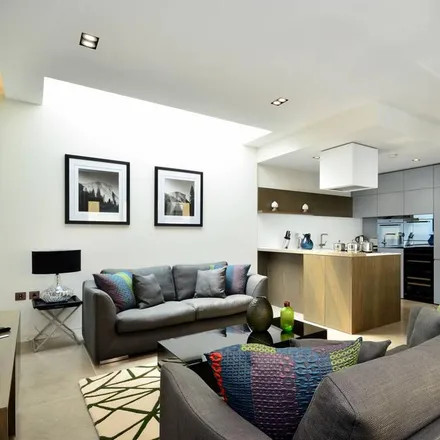 Image 3 - 16 Babmaes Street, Babmaes Street, London, SW1Y 6HF, United Kingdom - Apartment for rent