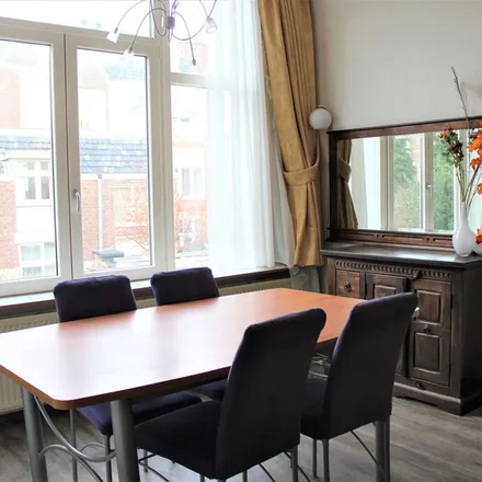 Image 4 - Van Loostraat 66, 2582 XE The Hague, Netherlands - Apartment for rent