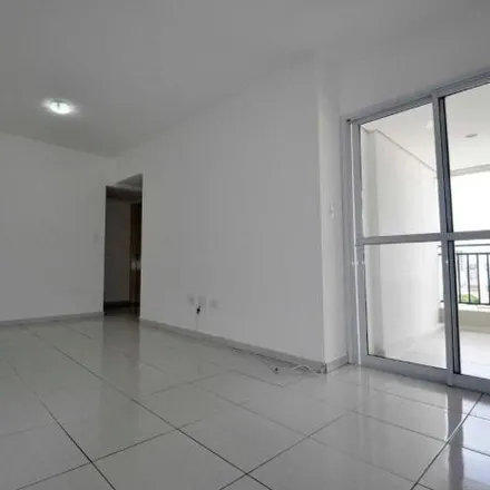 Rent this 3 bed apartment on Avenida João Batista 911 in Jardim das Flòres, Osasco - SP