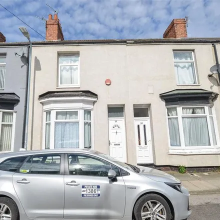 Rent this 3 bed house on Stowe Street in Middlesbrough, TS1 4LU
