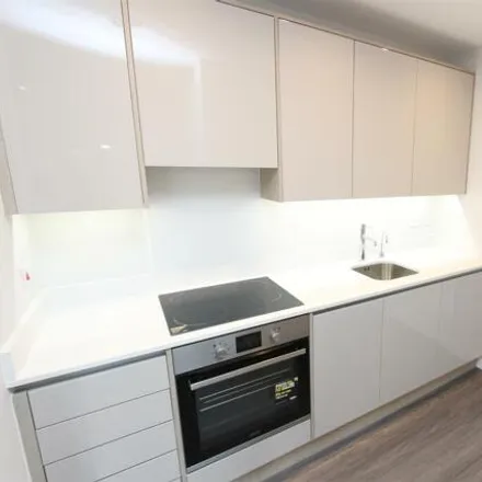 Image 4 - Panorama Apartments, Harefield Road, London, UB8 1GW, United Kingdom - Room for rent