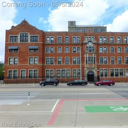 Rent this 2 bed condo on 6501 East Jefferson Avenue in Detroit, MI 48207