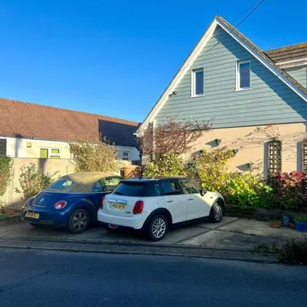 Buy this 3 bed house on 38 Carrington Lane in Milford on Sea, SO41 0RB
