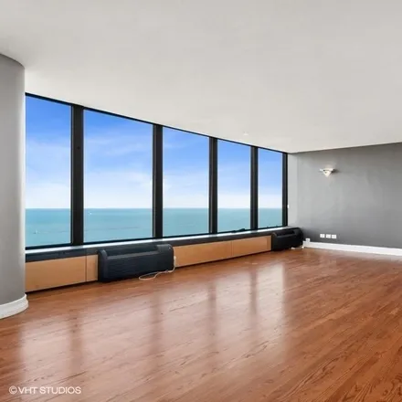 Image 2 - Lake Point Tower, 505 North Lake Shore Drive, Chicago, IL 60611, USA - House for rent