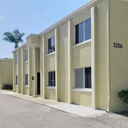 Image 1 - Landmark Court, Aberdeen on Glen, Tampa, FL 33615, USA - Condo for rent