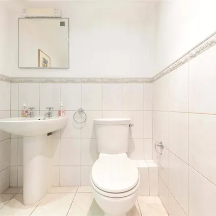 Image 3 - 57 Compayne Gardens, London, NW6 3RX, United Kingdom - Apartment for rent