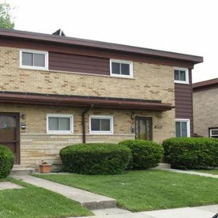 Rent this 3 bed townhouse on 8425 Lotus Avenue in Skokie, IL 60077