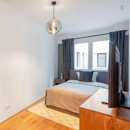 Rent this 4 bed room on Hummus Witz in Blücherstraße 37, 10961 Berlin