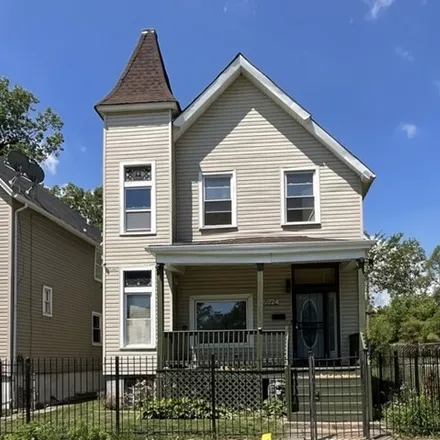 Buy this 3 bed house on 5924 S Parnell Ave in Chicago, Illinois