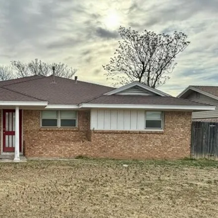 Image 1 - 329 South Bentwood Drive, Midland, TX 79703, USA - House for sale