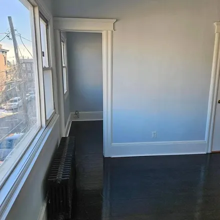 Image 2 - 11 Charles Street, Jersey City, NJ 07307, USA - Apartment for rent