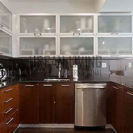 Image 2 - 686 Metropolitan Avenue, New York, NY 11211, USA - Apartment for rent