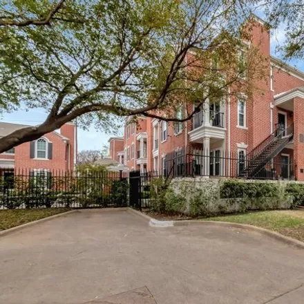 Buy this 1 bed condo on 5418 Bryan Street in Dallas, TX 75206